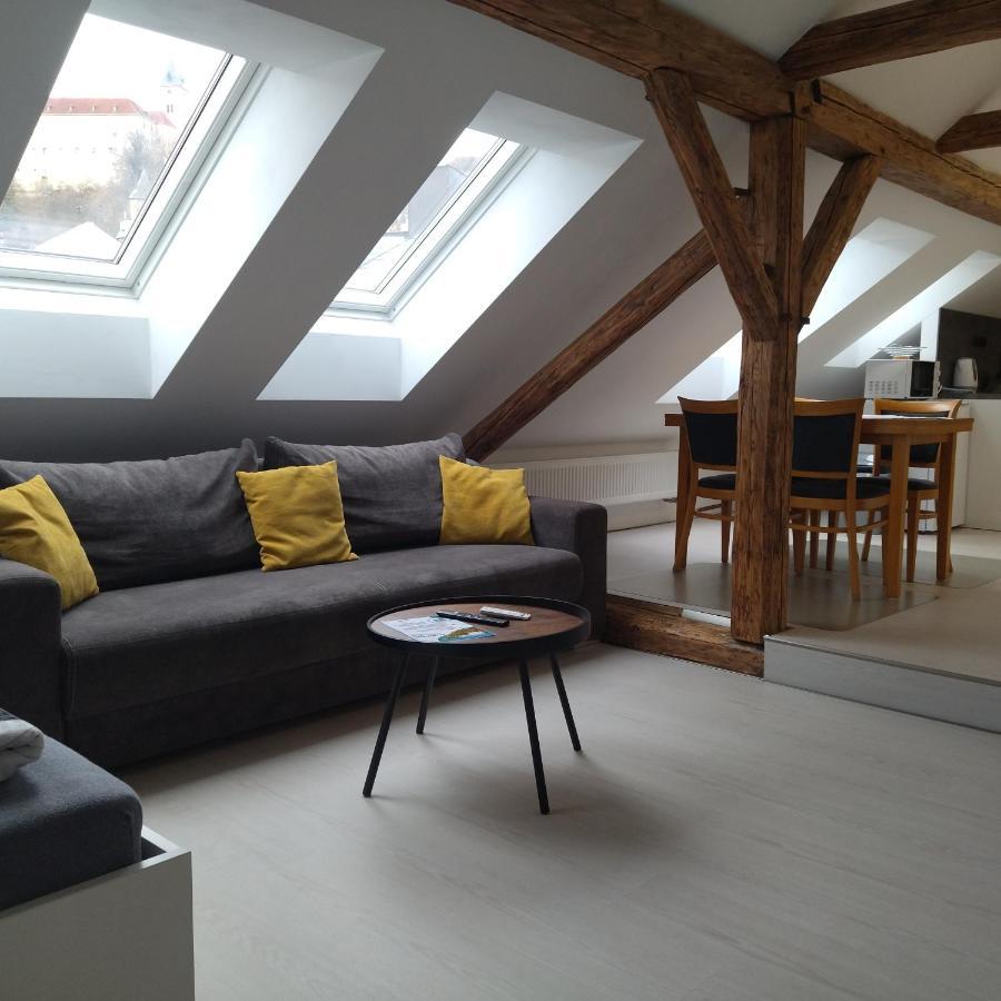 Apartmany S Vyhledem Na Zamek Vimperk Bagian luar foto