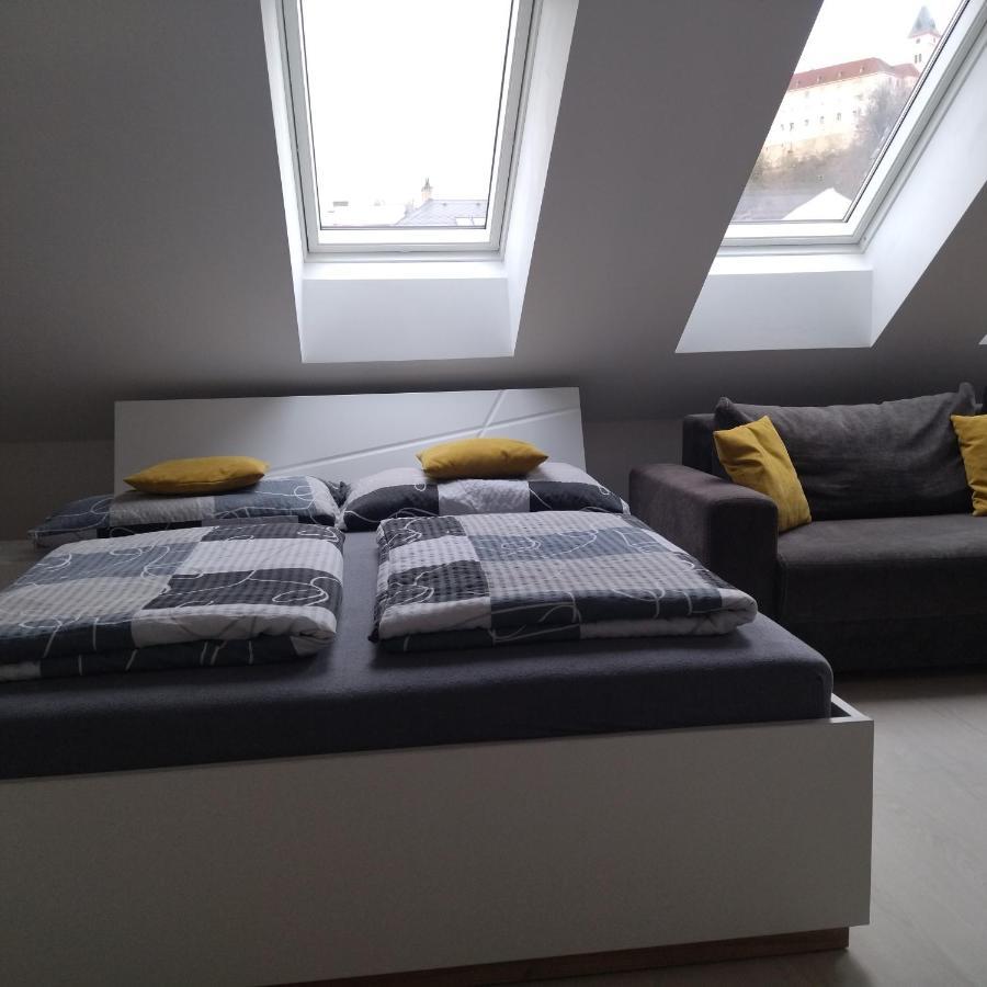 Apartmany S Vyhledem Na Zamek Vimperk Bagian luar foto