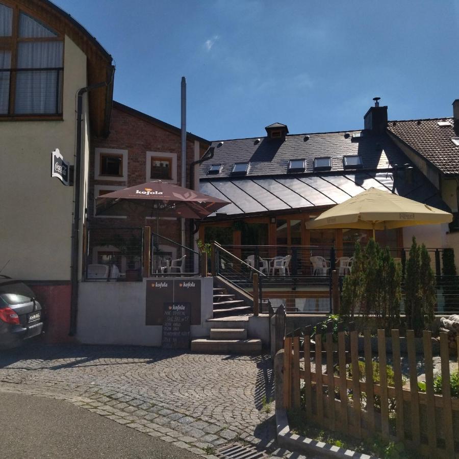 Apartmany S Vyhledem Na Zamek Vimperk Bagian luar foto